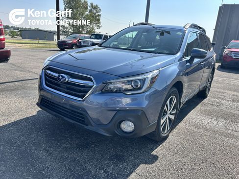 Used 2018 Subaru Outback 3.6R Limited AWD/4WD image 1