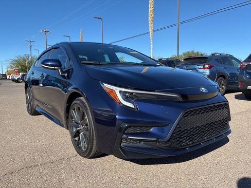 Used 2024 Toyota Corolla Hybrid Sedan image 7