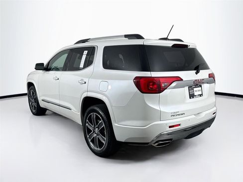 Used 2018 GMC Acadia Denali w/ Technology Package image 8