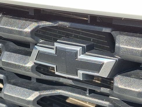 Used 2020 Chevrolet Silverado 1500 Custom w/ Custom Value Package image 29