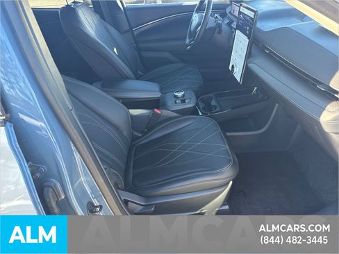 Used 2024 Ford Mustang Mach-E Select image 17