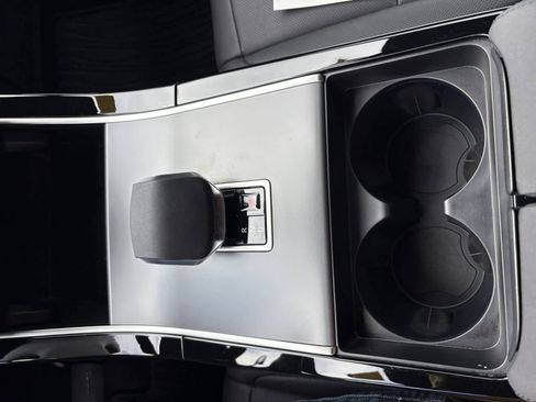 Used 2026 Land Rover Range Rover Evoque S image 16