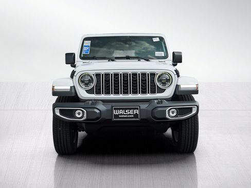 New 2026 Jeep Wrangler Unlimited Sahara AWD/4WD image 2
