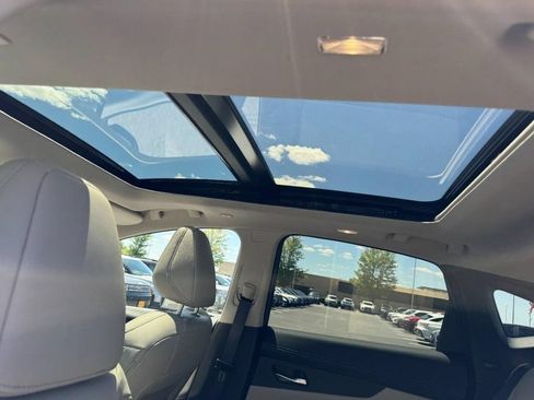 Used 2025 Nissan Murano SL AWD/4WD image 11