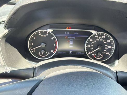 Used 2025 Nissan Altima 2.5 SV FWD image 12
