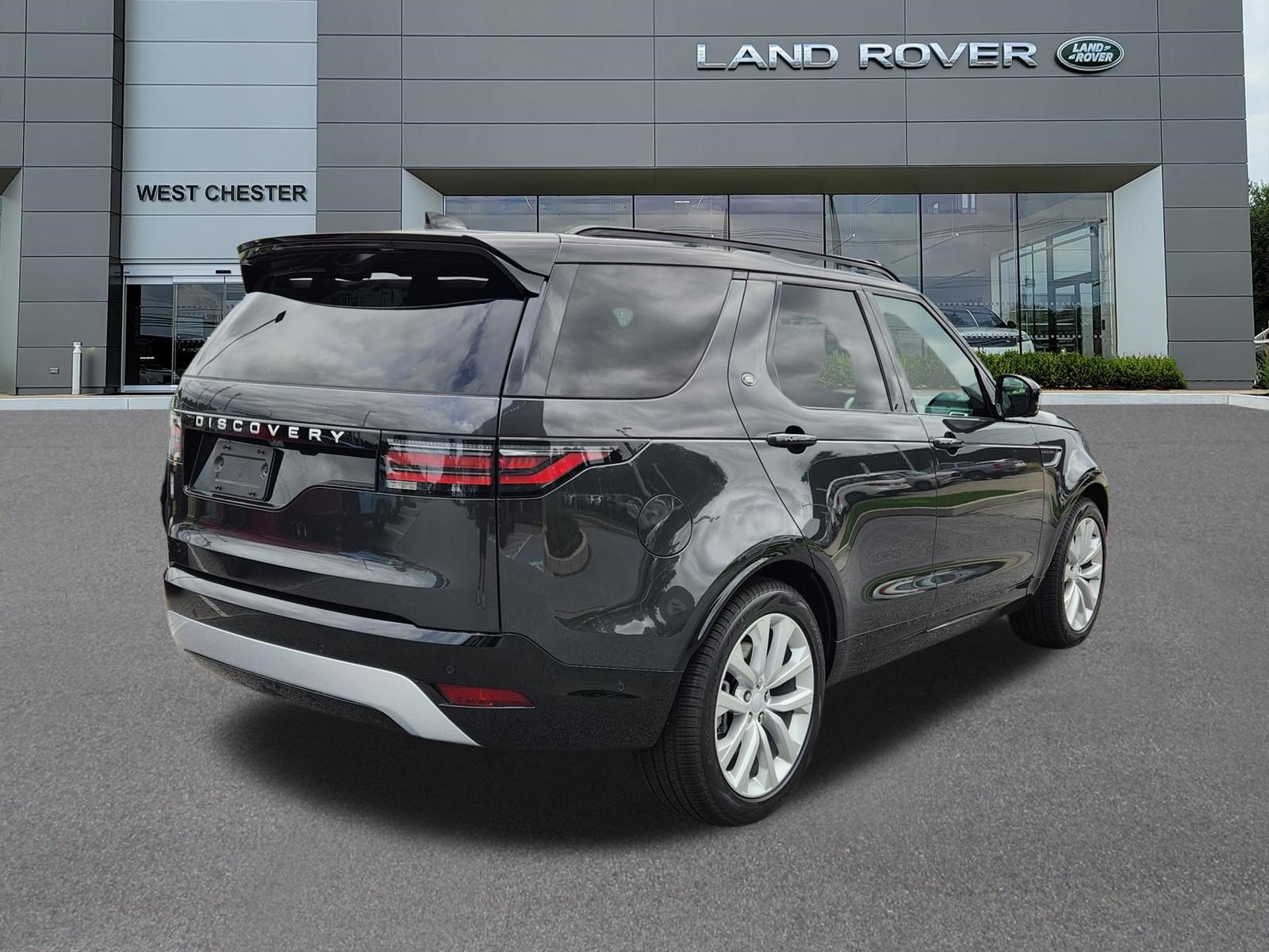 New 2026 Land Rover Discovery Limited Edition AWD/4WD image 4