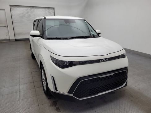 Used 2024 Kia Soul S image 13