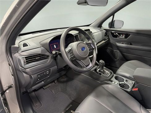 Used 2025 Subaru Forester Limited w/ Popular Package image 11