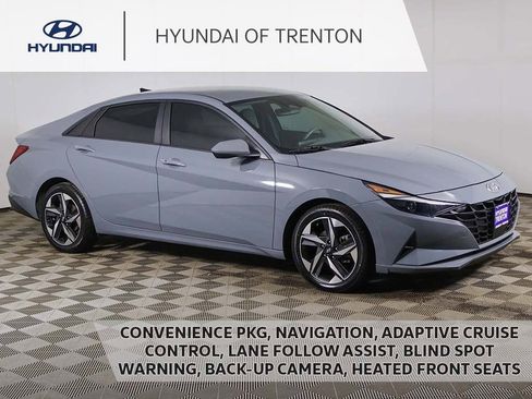 Used 2023 Hyundai Elantra SEL w/ Convenience Package image 1