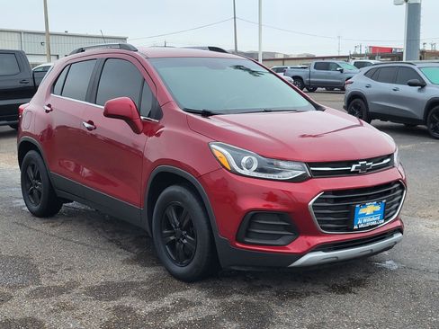 Used 2019 Chevrolet Trax LT w/ Driver Confidence Package image 7