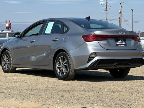 Used 2024 Kia Forte LXS FWD image 7