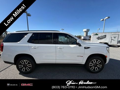 Used 2023 GMC Yukon AT4 w/ Technology Package image 2