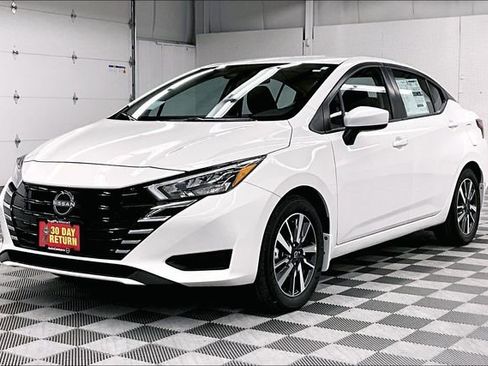 New 2025 Nissan Versa SV w/ Trunk Package FWD image 2