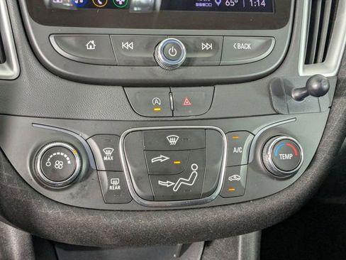 Used 2022 Chevrolet Malibu LS image 20