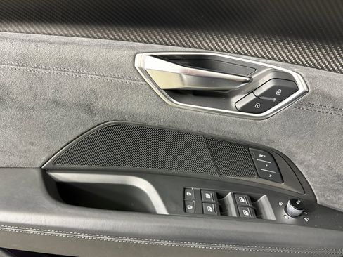 Used 2023 Audi e-tron GT Prestige w/ Prestige Package image 10