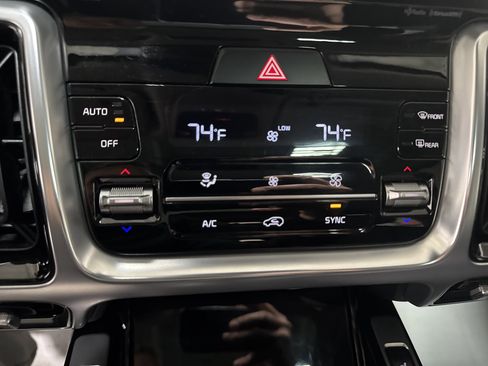 Used 2022 Kia Sorento SX Prestige image 23
