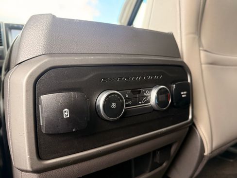 Used 2021 Ford Expedition XLT image 49