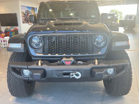New 2025 Jeep Wrangler Unlimited Rubicon 392 image 9