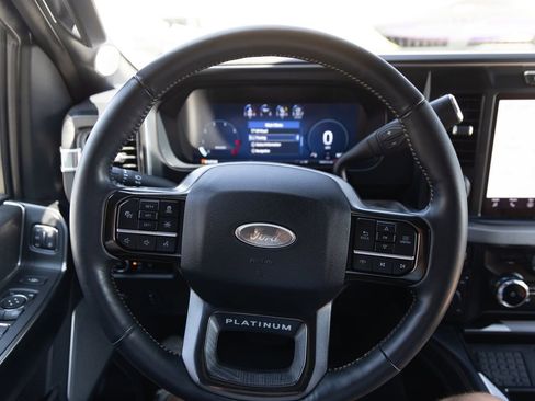 Used 2024 Ford F350 Platinum image 39