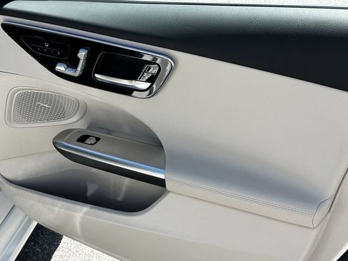 Certified 2025 Mercedes-Benz C 300 Sedan image 16