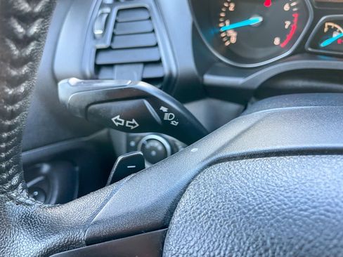 Used 2017 Ford Escape SE w/ SE Leather Comfort Package image 47