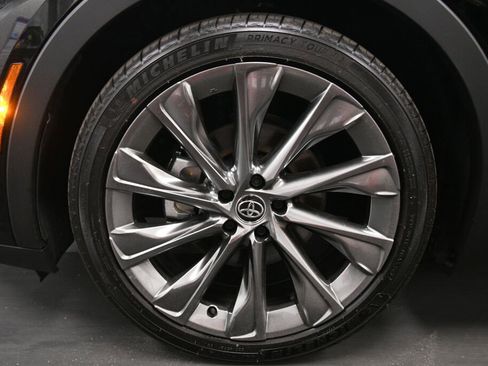 Used 2026 Toyota Crown w/ Advanced Technology Package AWD/4WD image 33