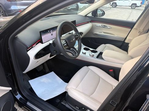 Used 2026 Genesis GV70 2.5T Select AWD/4WD image 12