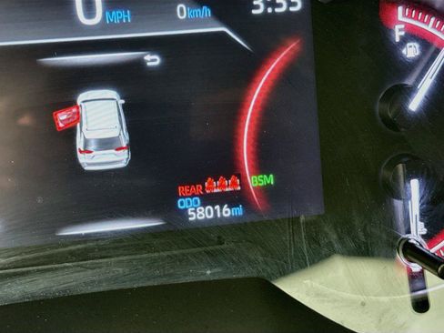 Used 2024 Toyota RAV4 XLE FWD image 18
