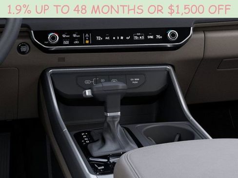 New 2026 Kia Carnival EX FWD image 24