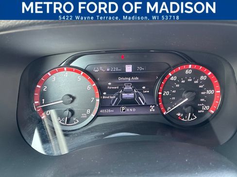 Used 2022 Nissan Frontier PRO-4X AWD/4WD image 41