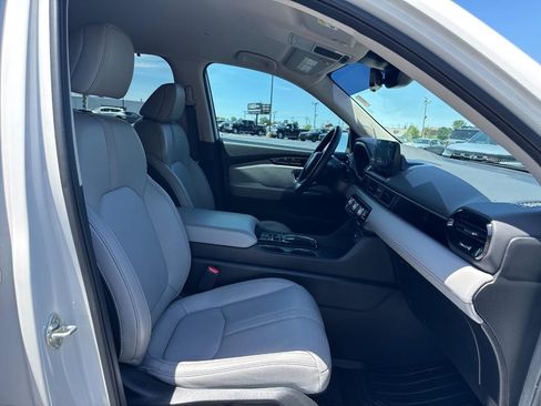 Certified 2025 Honda Pilot EX-L image 19
