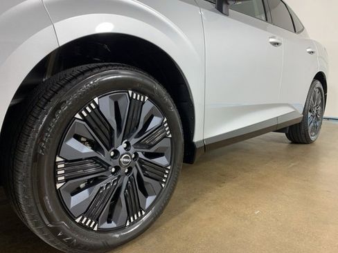 Used 2025 Nissan Murano Platinum w/ Cargo Package image 37