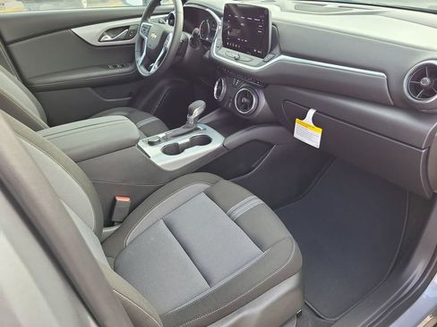 New 2025 Chevrolet Blazer LT w/ Driver Confidence Package image 24