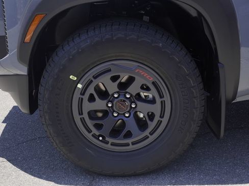 New 2026 Nissan Frontier Pro-X RWD image 7