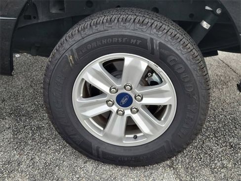 Used 2020 Ford F150 XLT w/ Equipment Group 301A Mid image 7