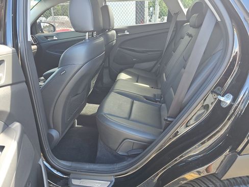 Used 2020 Hyundai Tucson Limited w/ Cargo Package AWD/4WD image 14