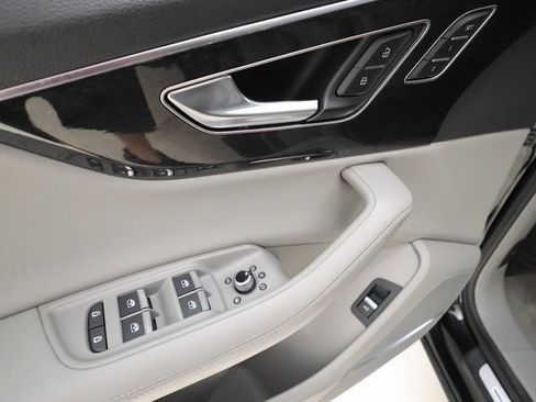 Used 2023 Audi Q7 3.0T Premium Plus image 8