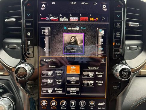 Used 2019 RAM 1500 Limited AWD/4WD image 37