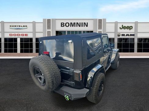 Used 2012 Jeep Wrangler Sahara w/ Connectivity Group image 3