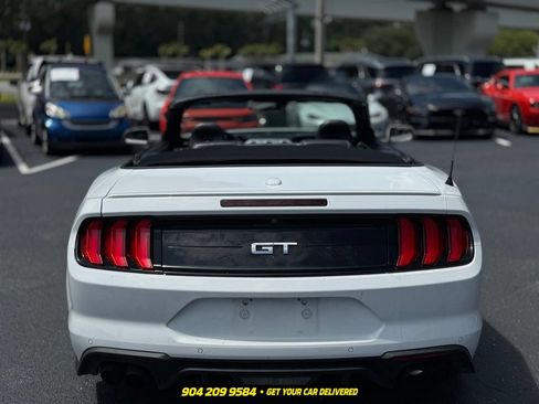 Used 2022 Ford Mustang GT Premium RWD image 4