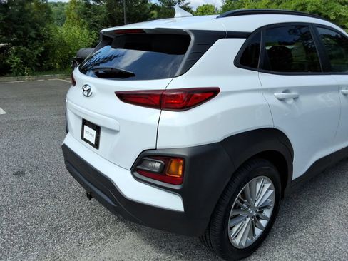 Used 2021 Hyundai Kona SEL Plus FWD image 14