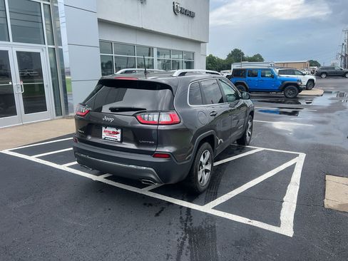 Used 2020 Jeep Cherokee Limited AWD/4WD image 9