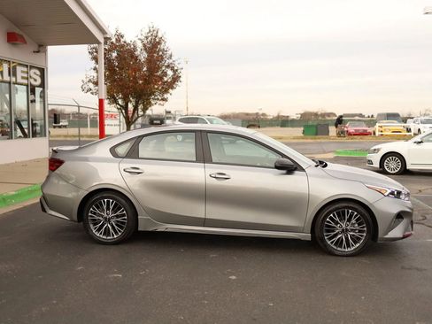 Used 2024 Kia Forte GT-Line w/ GT-Line Premium Package image 4