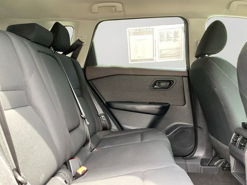 Used 2023 Nissan Rogue S image 13