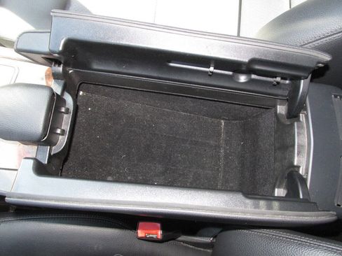 Used 2011 Mercedes-Benz E 350 4MATIC Sedan w/ Premium 1 Pkg image 57