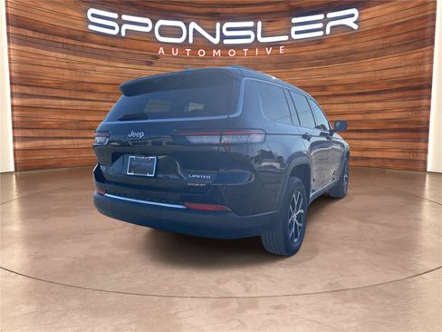 Used 2024 Jeep Grand Cherokee L Limited w/ Luxury Tech Group II AWD/4WD image 7