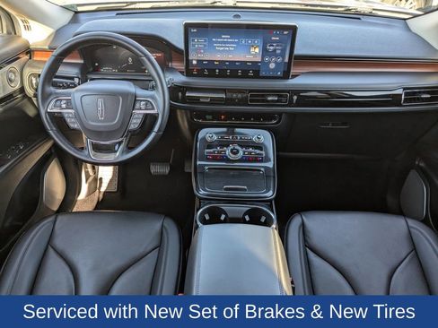 Used 2023 Lincoln Nautilus Reserve w/ Equipment Group 202A image 17