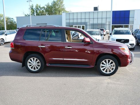 Used 2008 Lexus LX 570 4WD w/ Technology Pkg image 8