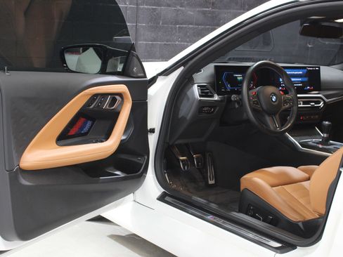 Used 2024 BMW M2 w/ Lighting Package image 24