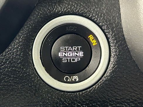 Used 2019 RAM 1500 Big Horn AWD/4WD image 23